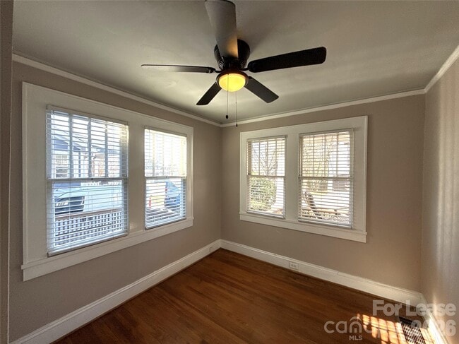 Building Photo - 1624 Club Rd