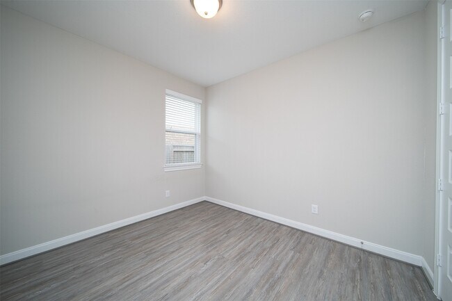 Building Photo - 24734 Twilight Hollow Ln