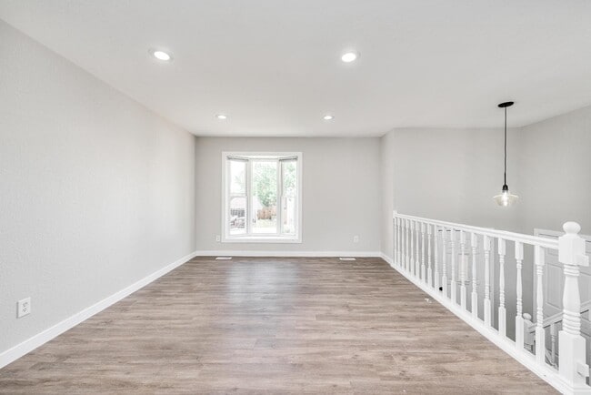 Building Photo - 18912 E Kansas Dr