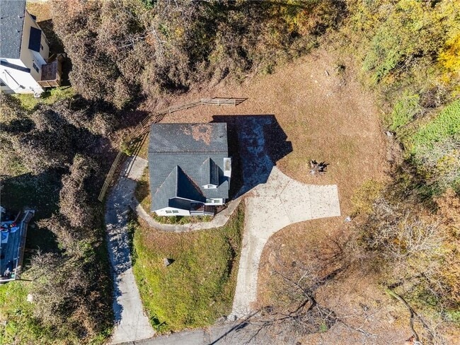 Building Photo - 960 N Grand Ave NW