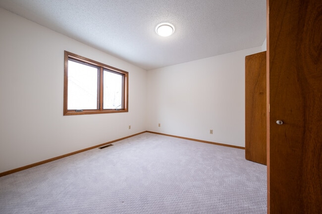 Building Photo - 3655 Falcon Way