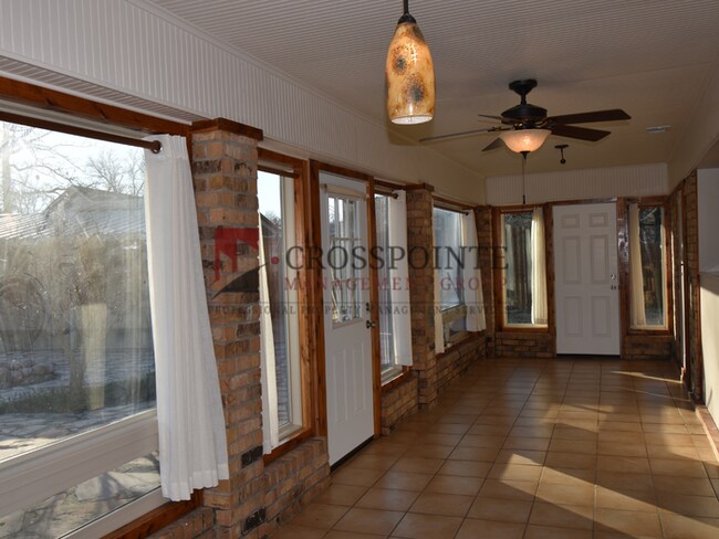 Building Photo - Tour Today! 3 Bedroom Home On Lake Tyler!