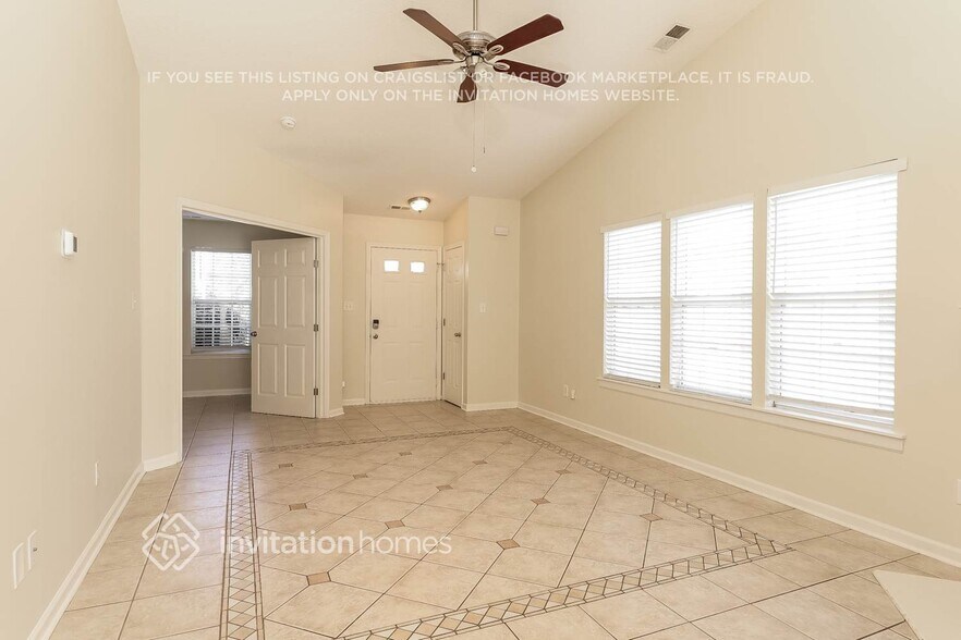 Building Photo - 1024 Salmon River Dr