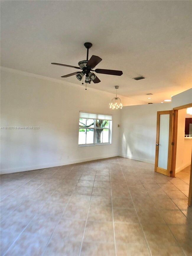 Building Photo - 1138 Croton Ct