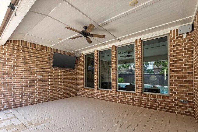 Building Photo - 13918 Oakdale Gln Trce