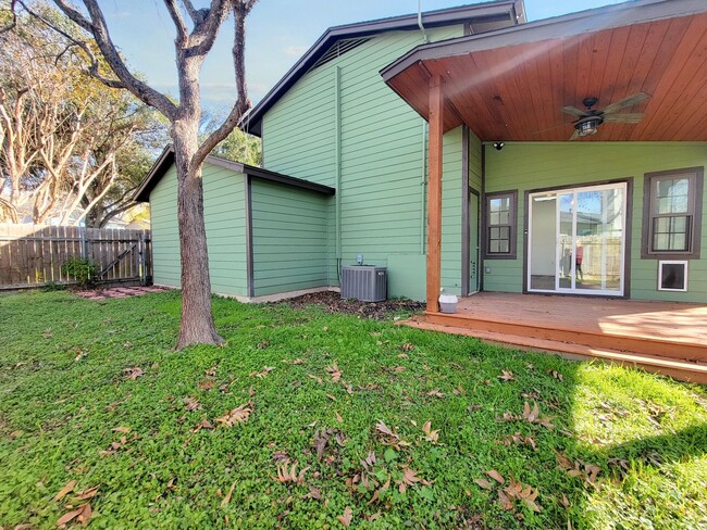 Building Photo - 6709 Tulsa Cove