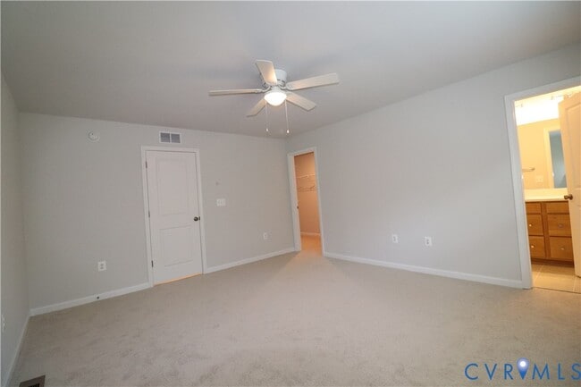 Building Photo - 419 Burden Dr