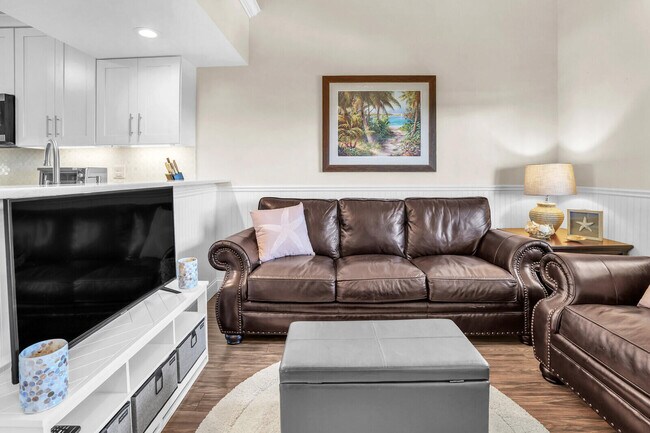 Building Photo - 801 Seafarer Cir