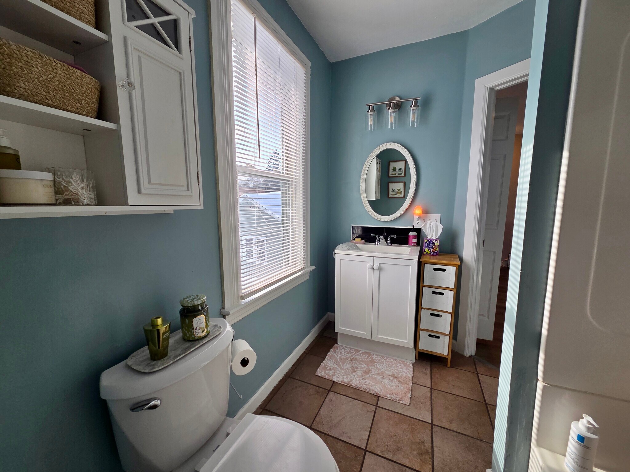 Building Photo - 814 South Ave