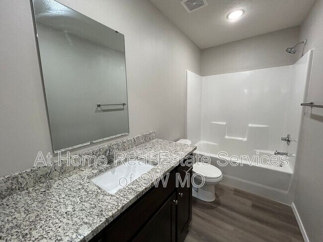 Building Photo - 704 Watermill Cir