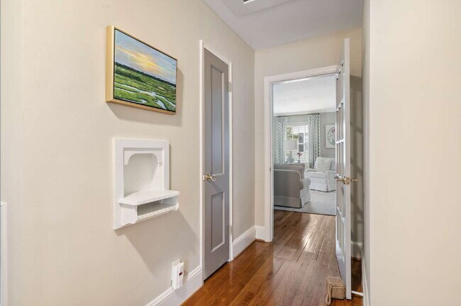 Building Photo - Charming Raleigh Retreat: 4-Bedroom Haven ...