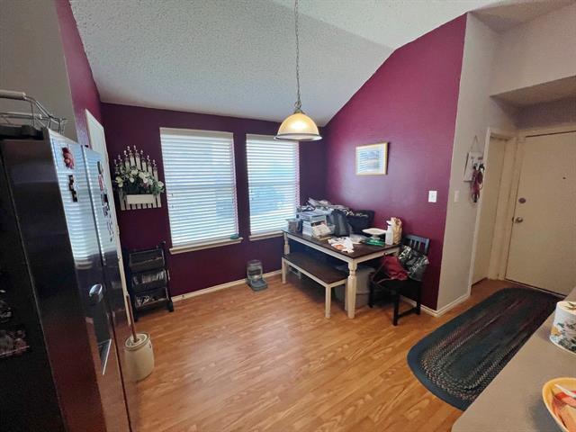 Building Photo - 1616 Logan Dr
