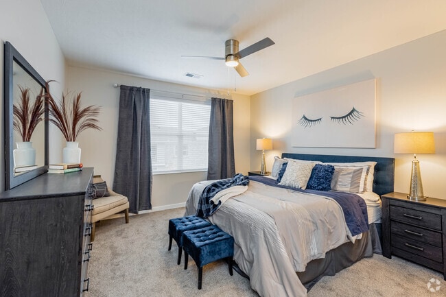2BR,2BA-1170SF - Pinnacle Pointe Apartments