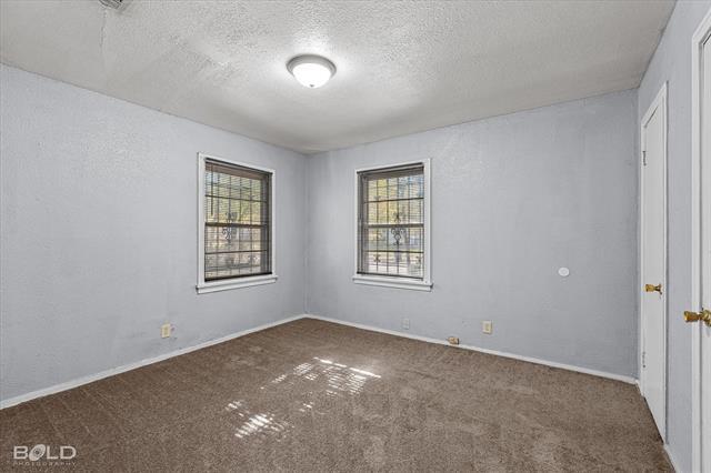 Building Photo - 2754 Lakehurst Ave