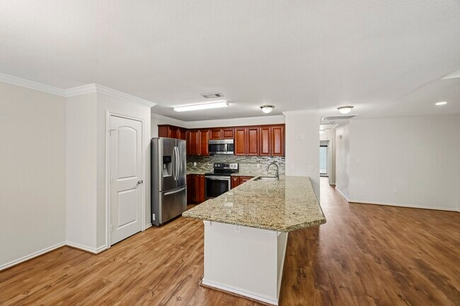 Building Photo - 16250 Indian Mill Dr