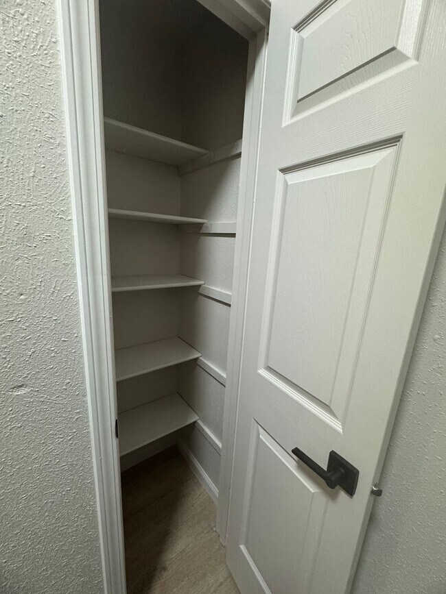 Building Photo - 1809 Prairie Knoll Ct