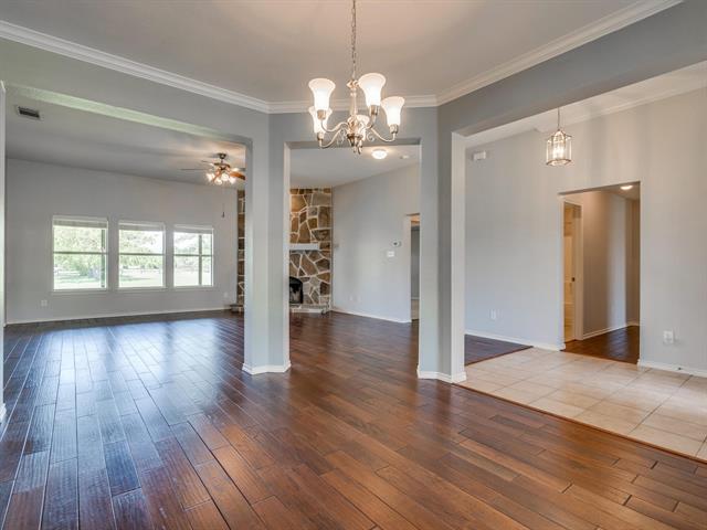 Building Photo - 7721 Willow Ridge Dr