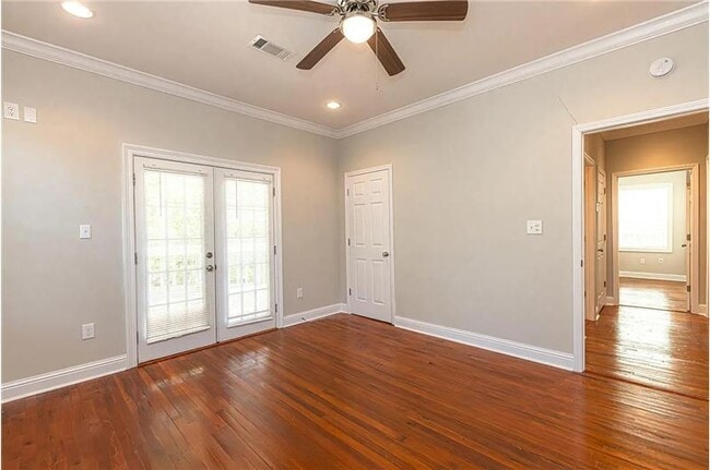 Building Photo - 3424 Northview Dr