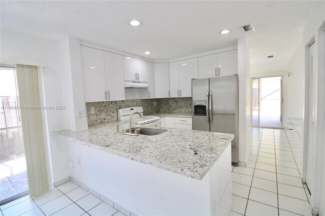 Building Photo - 10245 NW 57th St