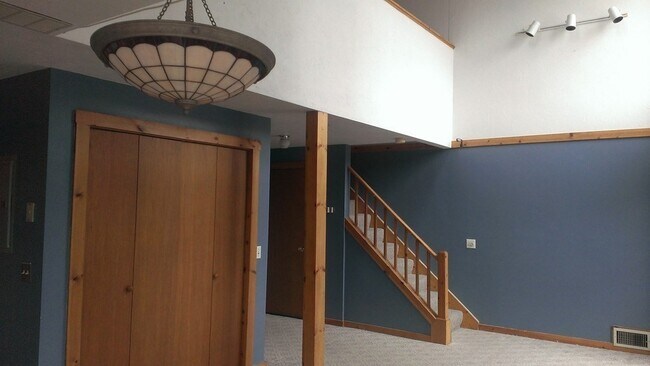 Building Photo - 191 City Depot Rd