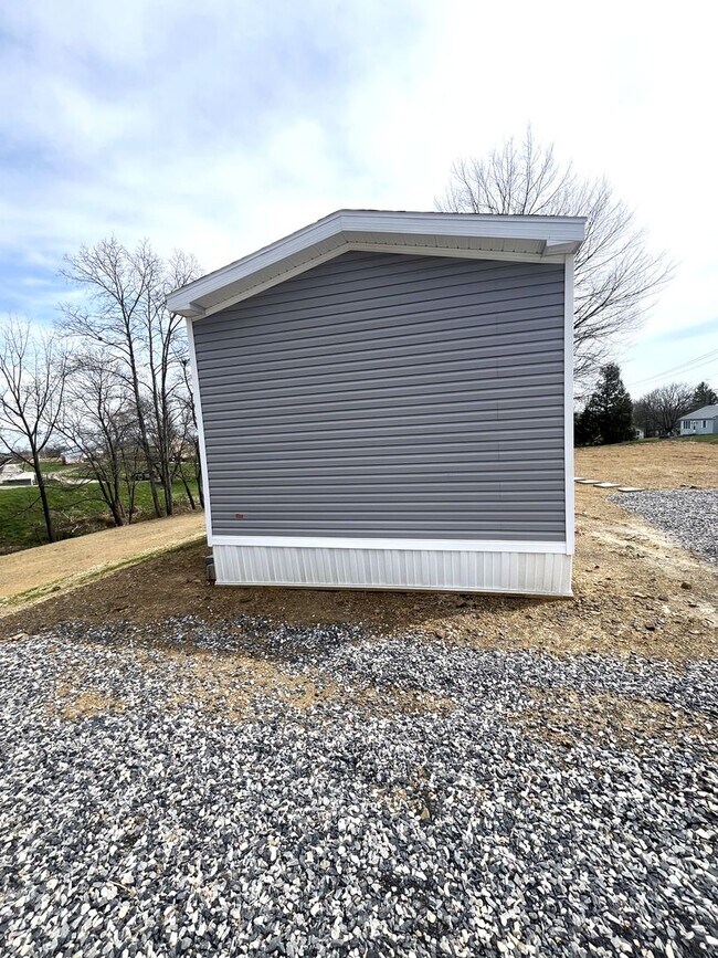 Building Photo - NEW!!!! Mobile home featuring 2 bedrooms and 1 bathroom.