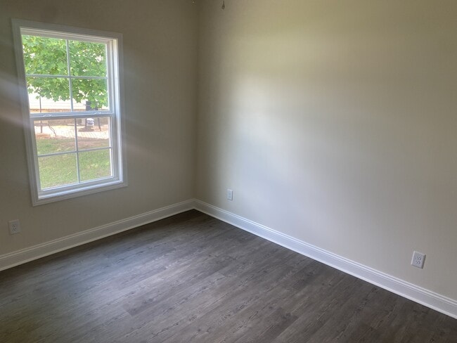Building Photo - 3244 Spiral Ln
