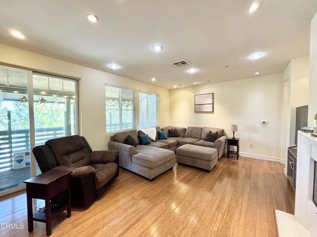 Building Photo - 1430 Windshore Way