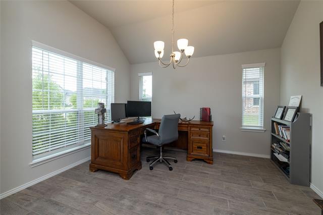 Building Photo - 233 Gardenia Dr
