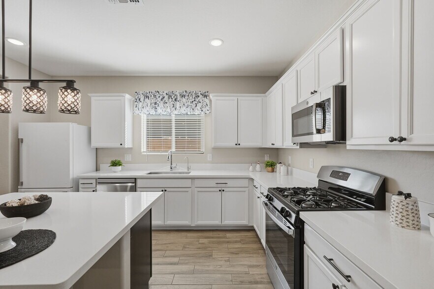 Building Photo - 3017 N Majestic Ct