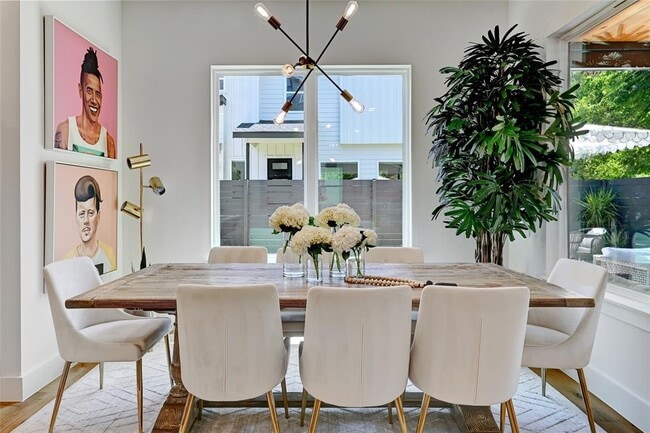 Building Photo - 2909 Kuhlman Ave