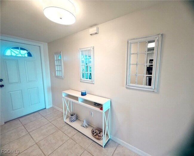 Building Photo - 12171 Kelly Sands Way