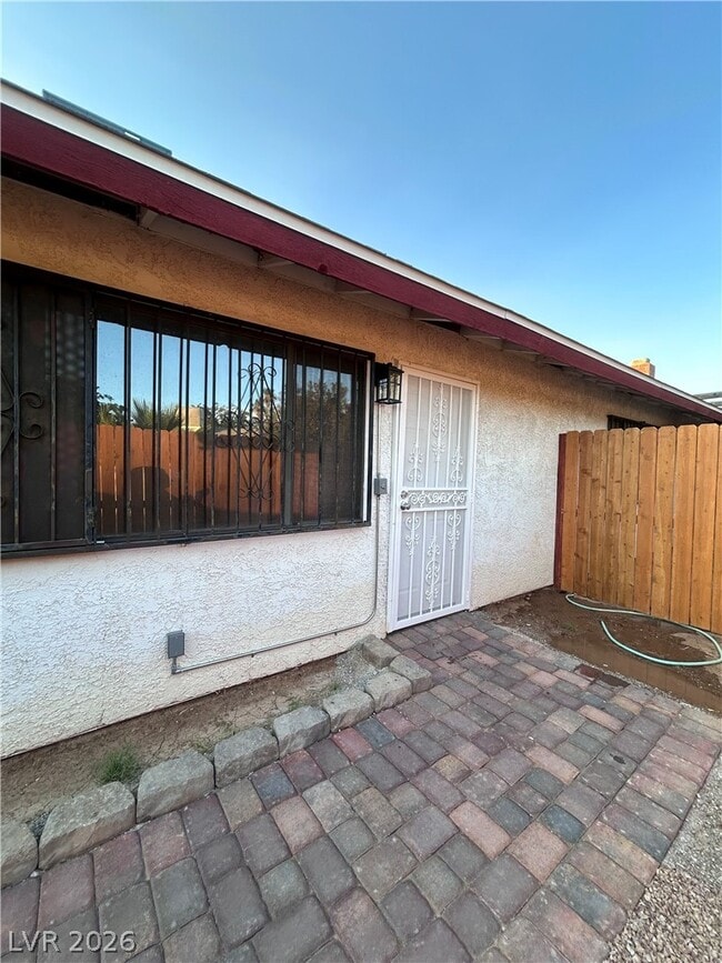 Building Photo - 5409 Aston Ave