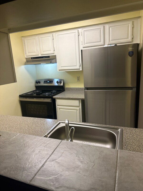 Building Photo - 5323 Ravens Crest Dr