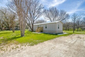 Building Photo - 1948 Lariat Ln