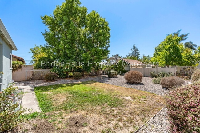 Building Photo - 5124 Benton Pl