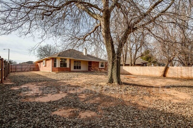 Building Photo - 509 Gyrfalcon Dr