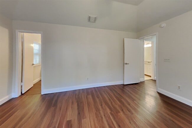 Building Photo - 9103 Wallingham Ct