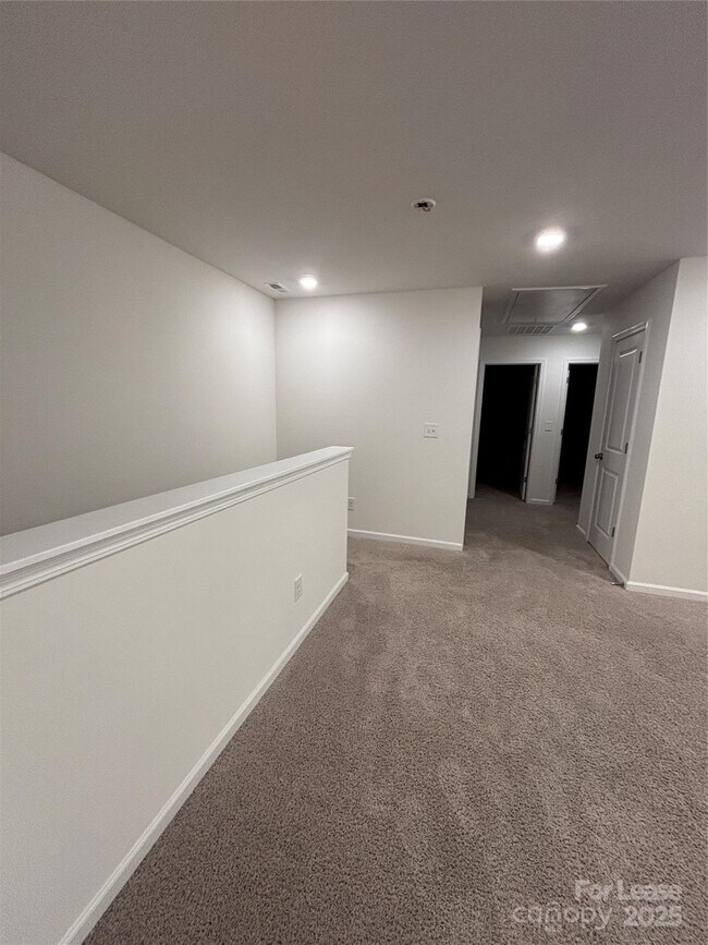 Building Photo - 5034 Falstone Dr