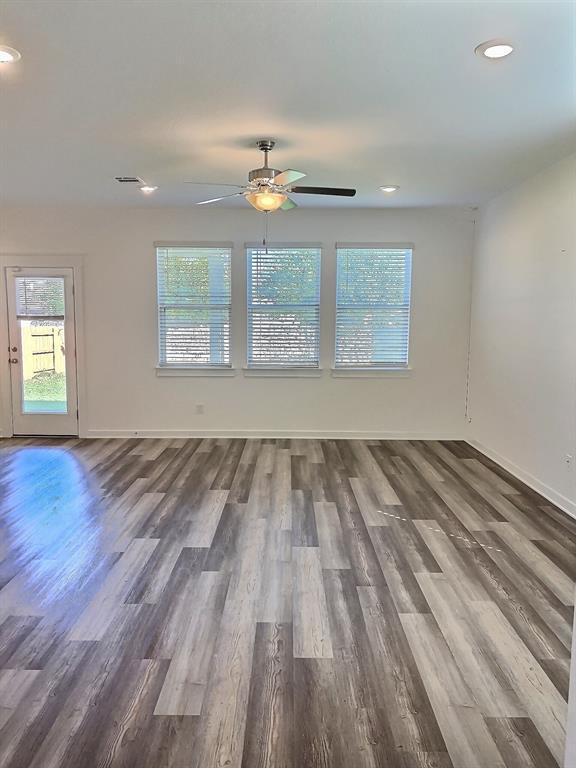 Building Photo - 1100 Terrace View Dr