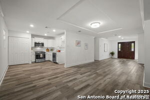 Building Photo - 4862 Castle Shield
