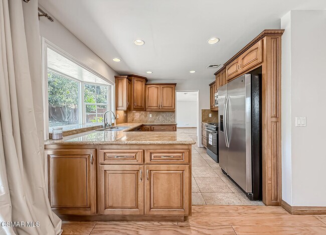 Building Photo - 1646 Swansea Pl