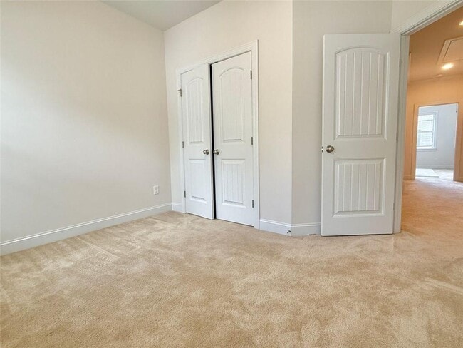 Building Photo - 614 Harrington Hills