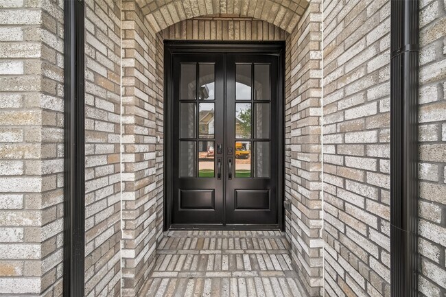 Building Photo - 27003 Estella Mdw Ln