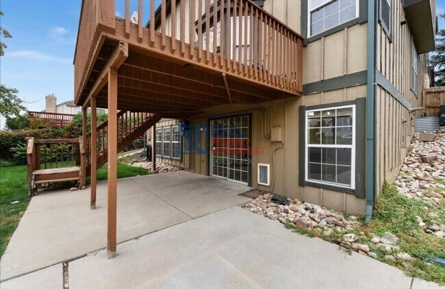 Building Photo - 10010 Irving St