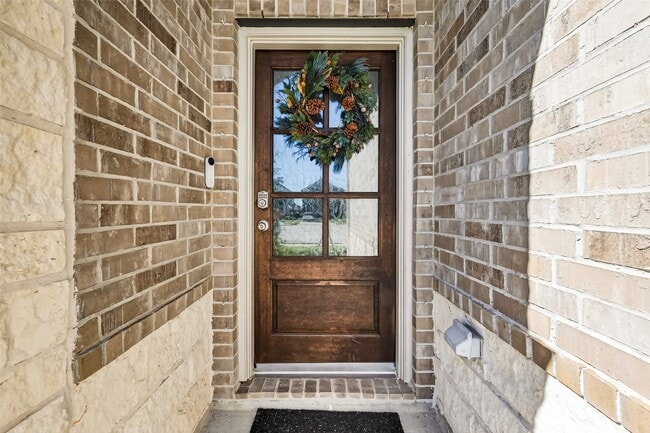 Building Photo - 1601 Darwin Cedar Dr