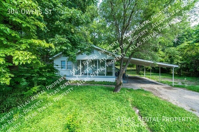 Building Photo - 304 Owens St