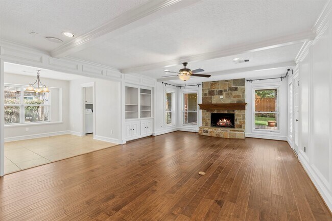 Building Photo - 16210 Chipstead Dr