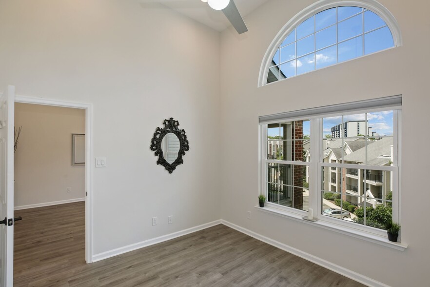 Building Photo - 3313 Wyndham Cir