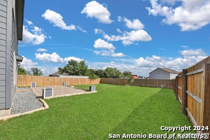 Building Photo - 10626 McClintock Dr