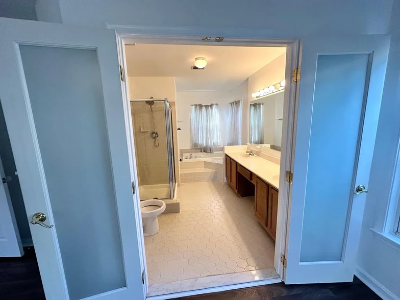 Building Photo - 1104 Red Harvest Rd